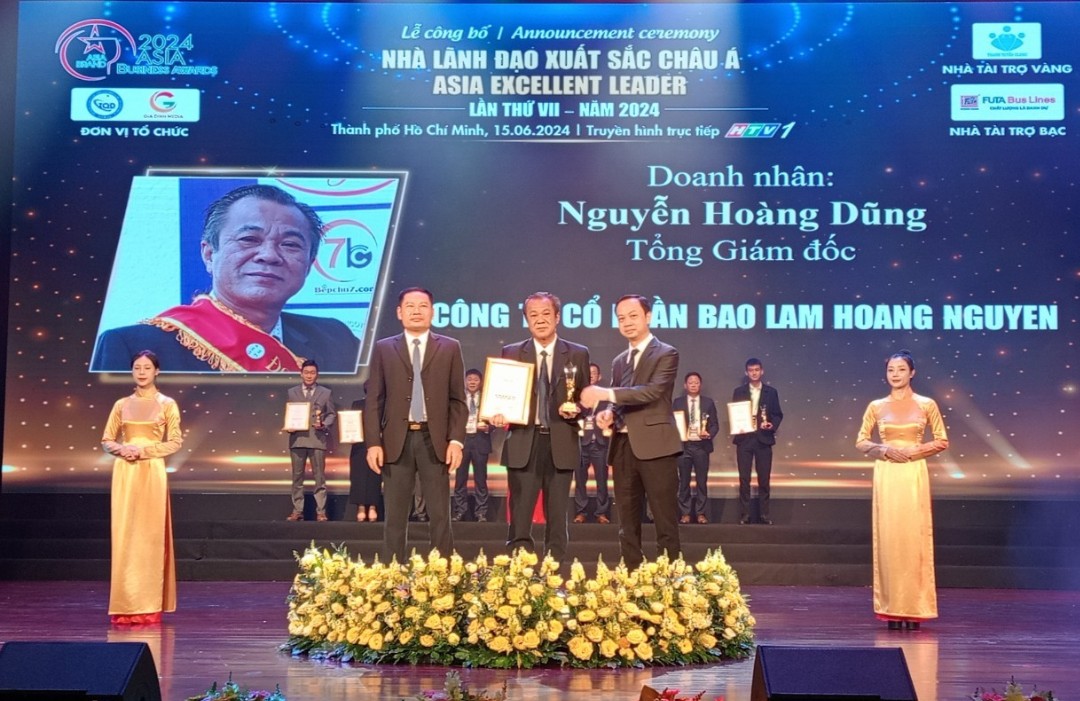 Doanh nhân Nguyễn Hoàng Dũng - Tổng Giám đốc Công ty CP Bao Lam Hoang Nguyen cũng đã đạt được danh hiệu Nhà lãnh đạo xuất sắc Châu Á - Asia Excellent Leader 2024 Doanh nhân Nguyễn Hoàng Dũng - Tổng Giám đốc Công ty CP Bao Lam Hoang Nguyen cũng đã đạt được danh hiệu Nhà lãnh đạo xuất sắc Châu Á - Asia Excellent Leader 2024